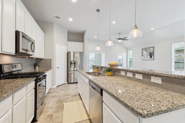 1 Lucas Chase Ct, Manvel, TX 77578 - photo 3