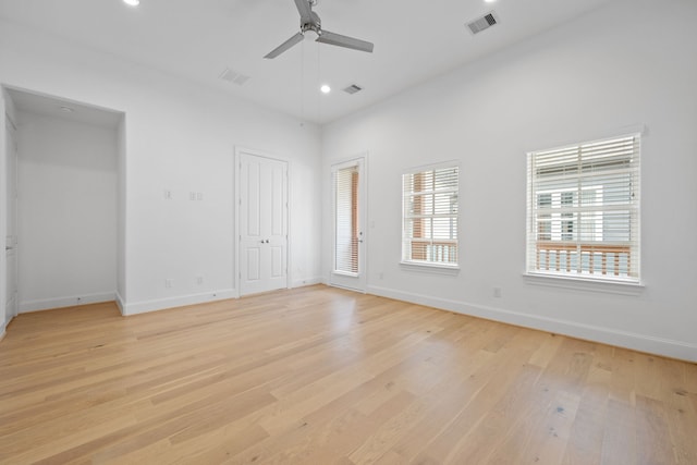 614 Delmar St, Houston, TX 77023 - unfurnished bedroom with light wood-type flooring, recessed lighting, and ceiling fan