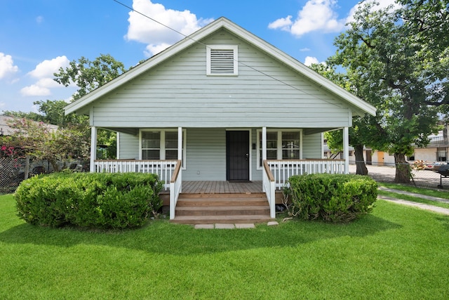 3822 Wipprecht St, Houston, TX 77026 - bungalow-style house featuring covered porch
