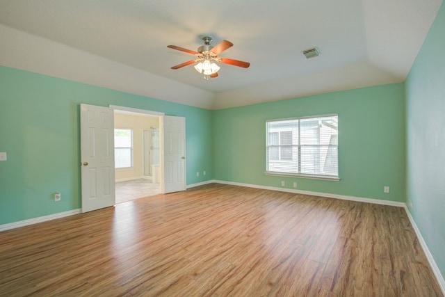 2917 Veva Dr, Pearland, TX 77584 - unfurnished room featuring wood finished floors and ceiling fan