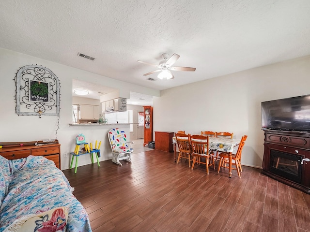12807 Cinder Cone Trl, Houston, TX 77044 - photo 5