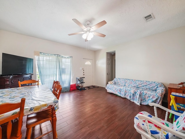 12807 Cinder Cone Trl, Houston, TX 77044 - photo 6