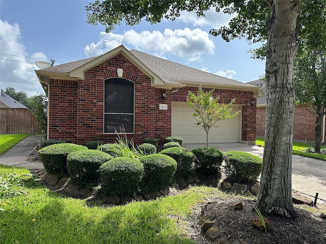1409 Capri Place Ln, Pearland, TX 77581 - photo 1