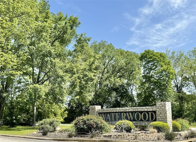 0 Queens Wood Plz, Huntsville, TX 77320 - photo 2