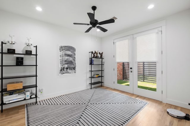 1405 Indiana St Unit B, Houston, TX 77006 - home office featuring light wood-style flooring, a ceiling fan, and recessed lighting