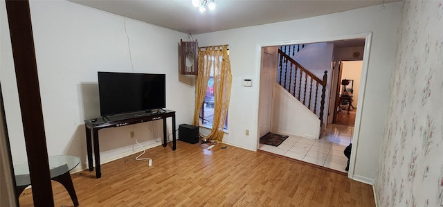 13347 High Star Dr, Houston, TX 77083 - photo 10