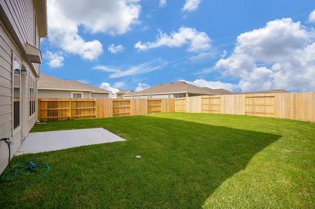 4615 Sabine Creek Way, Katy, TX 77449 - fenced backyard with a patio
