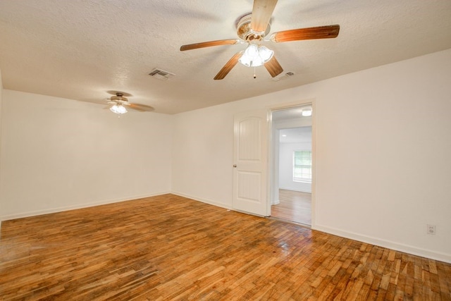 1272 Pecan St, Clute, TX 77531 - photo 10