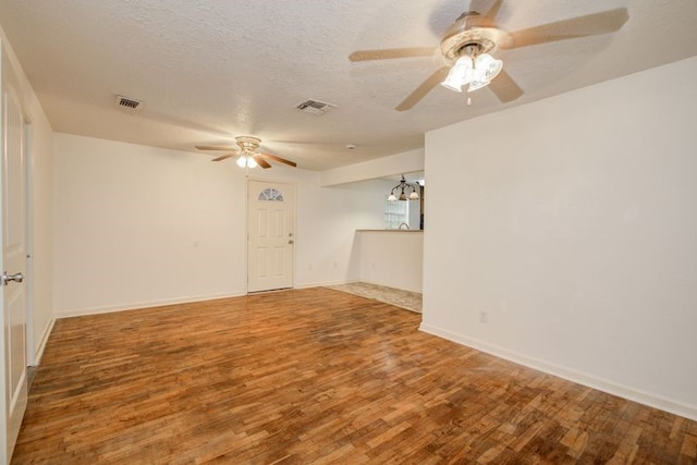 1272 Pecan St, Clute, TX 77531 - photo 13