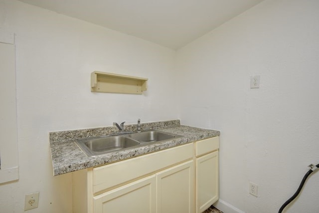 1272 Pecan St, Clute, TX 77531 - photo 44