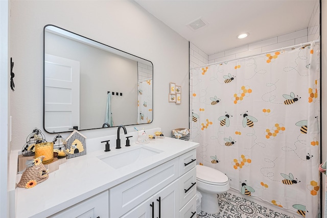 807 Ave J Pl, Conroe, TX 77301 - full bathroom with vanity, recessed lighting, tile patterned floors, and a shower with shower curtain