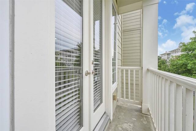 194 W Breezy Way, The Woodlands, TX 77380 - view of balcony