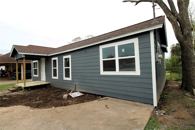 207 E Bernard St, Clute, TX 77531 - photo 3