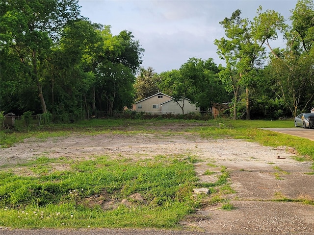 5320 Carmen St, Houston, TX 77033 - photo 2
