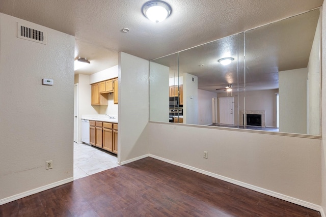 9797 Leawood Blvd Unit 303, Houston, TX 77099 - photo 11