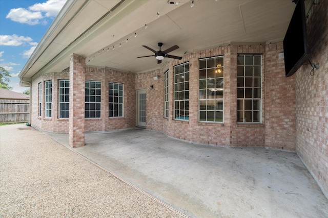 2303 Lochmere Way, Houston, TX 77345 - photo 29