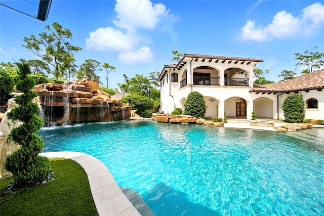 701 W Friar Tuck Ln, Houston, TX 77024 - view of outdoor pool
