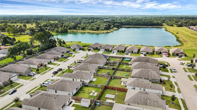 638 E Fairway Lake Dr, Alvin, TX 77511 - aerial view of residential area featuring a large body of water