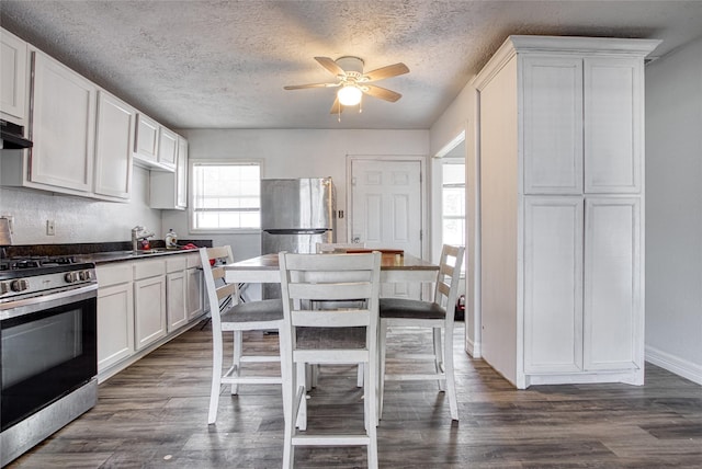 907 W Hart Ave, Pasadena, TX 77506 - photo 5