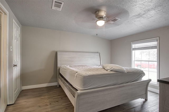 907 W Hart Ave, Pasadena, TX 77506 - photo 6