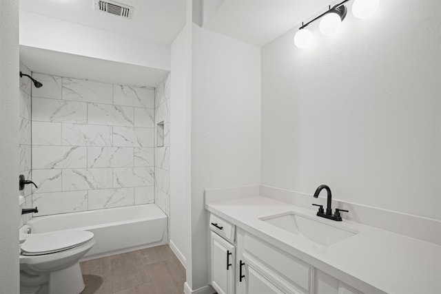 9901 Sharpcrest St Unit K-3, Houston, TX 77036 - bathroom featuring vanity, tub / shower combination, and wood finished floors