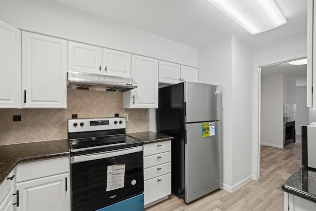 9901 Sharpcrest St Unit K-3, Houston, TX 77036 - kitchen featuring appliances with stainless steel finishes, light wood finished floors, under cabinet range hood, and white cabinetry