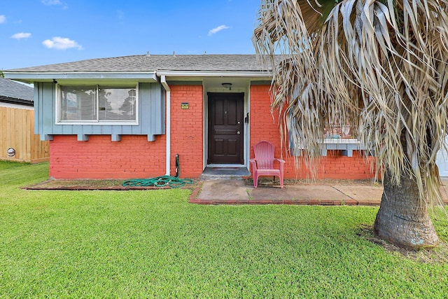 111 Grantham Rd, Baytown, TX 77521 - photo 2