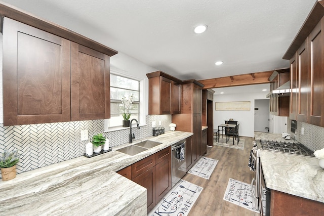 1247 Common Park Dr, Houston, TX 77009 - photo 8