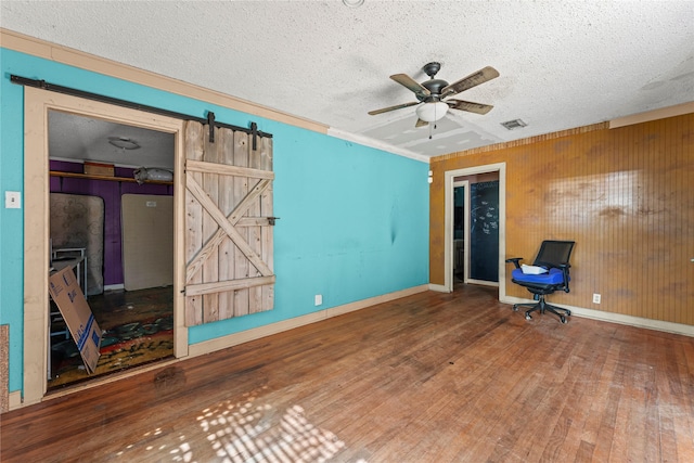 516 Evans St, Angleton, TX 77515 - photo 2