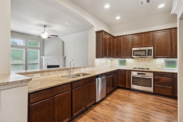 13402 E Summerchase Cir, Willis, TX 77318 - photo 6