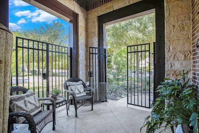 42 Sundown Ridge Pl, The Woodlands, TX 77375 - photo 6