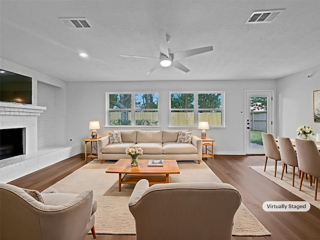 16450 Havenhurst Dr, Houston, TX 77059 - photo 2
