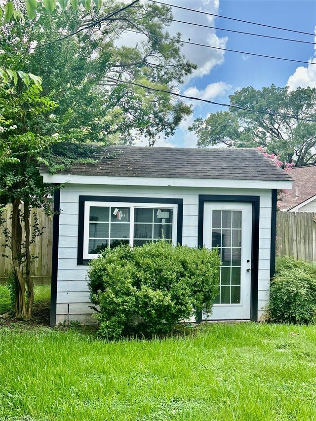 6311 Fairwood Dr, Houston, TX 77088 - photo 20