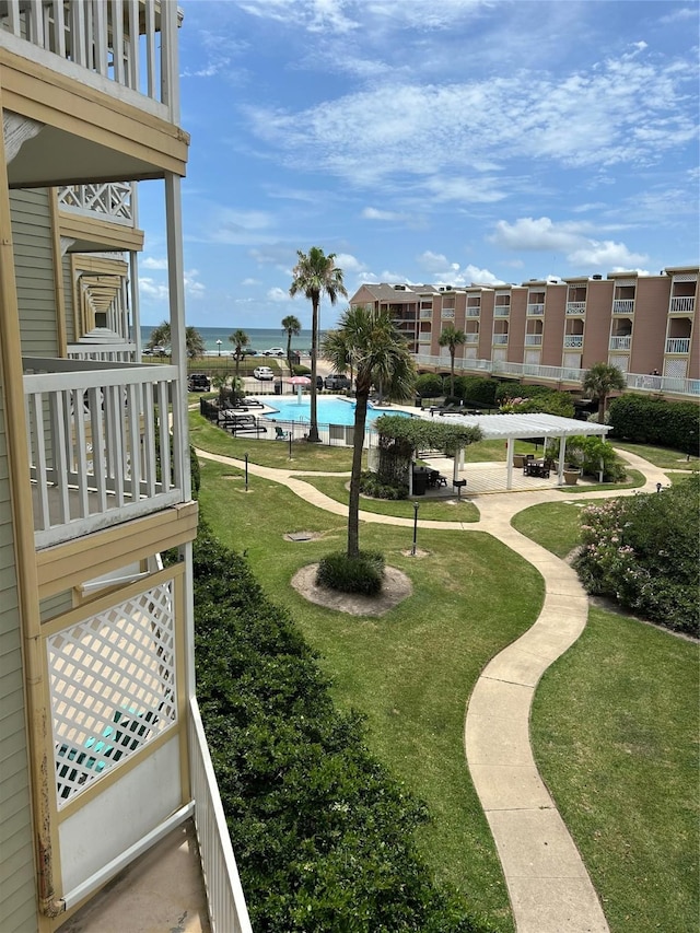 6300 Seawall Blvd Unit 3212, Galveston, TX 77551 - surrounding community with a yard