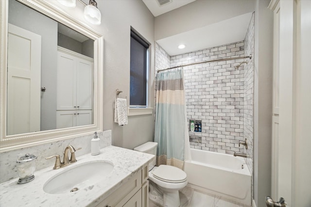 3848 S Main St, Anahuac, TX 77514 - bathroom with vanity and shower / tub combo