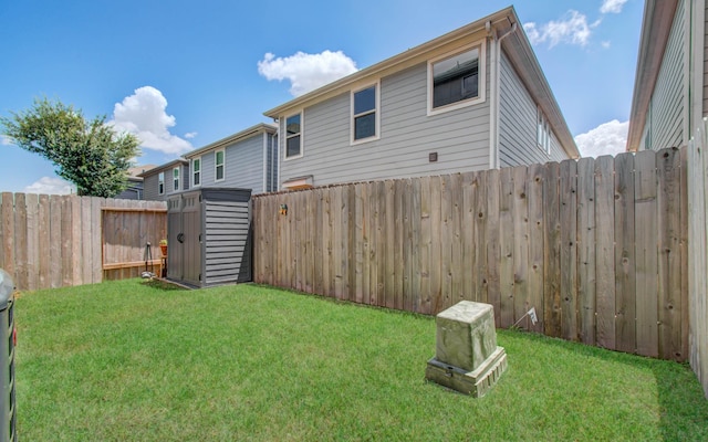 1912 Honey Mound Dr, Houston, TX 77080 - fenced backyard with a storage shed