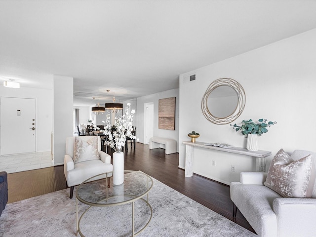 7575 Katy Fwy Unit 98, Houston, TX 77024 - photo 4
