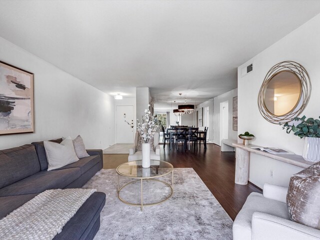 7575 Katy Fwy Unit 98, Houston, TX 77024 - photo 5