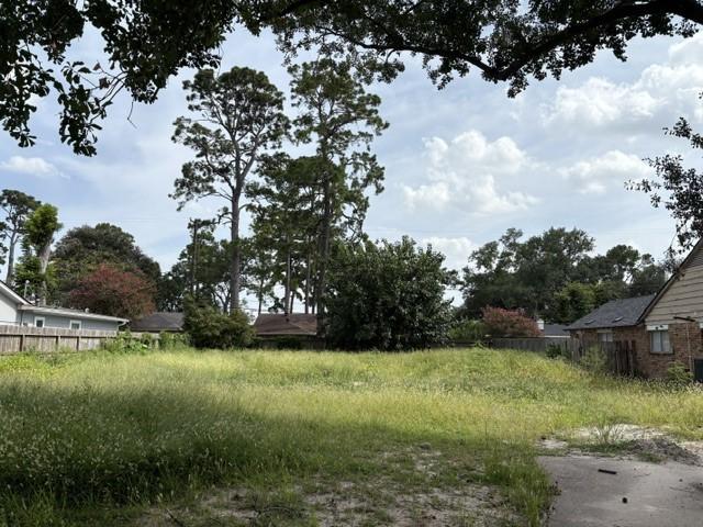 10031 Cedardale Dr, Houston, TX 77055 - photo 1