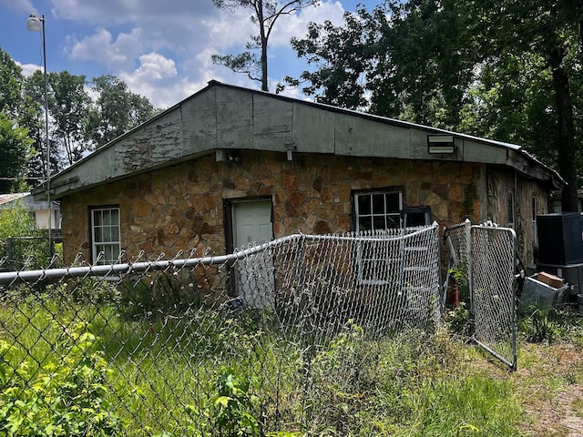 21548 Ruth Dr, New Caney, TX 77357 - photo 2