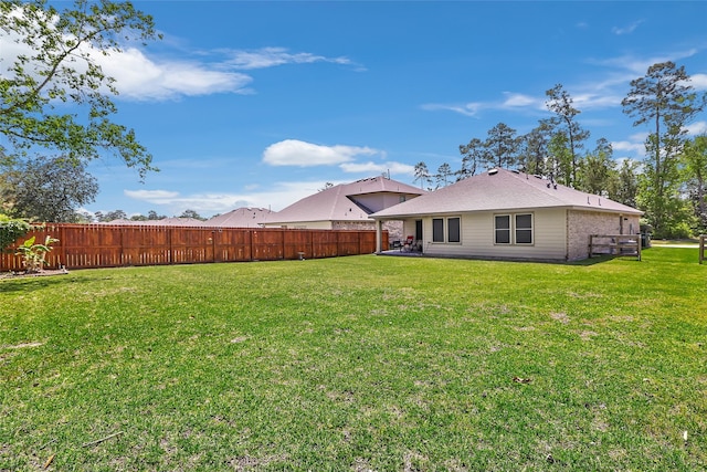 402 Rocky Ridge Dr, Anahuac, TX 77514 - photo 2