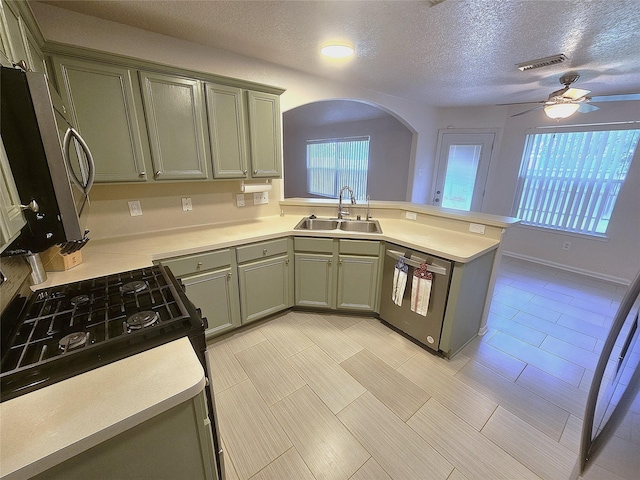 5355 Morgan Oak Dr, Alvin, TX 77511 - photo 2