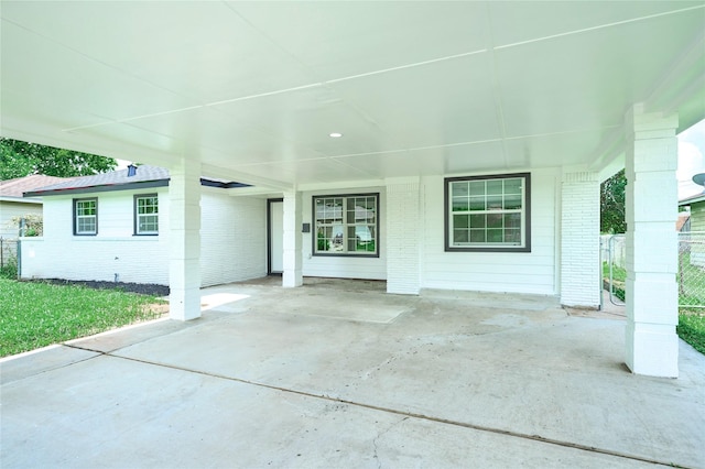 8530 Guinevere St, Houston, TX 77029 - photo 2