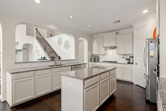 7422 Woodward Springs Dr, Pearland, TX 77584 - photo 13