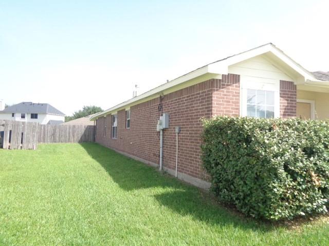 21399 Forest Colony Dr, Porter, TX 77365 - photo 2