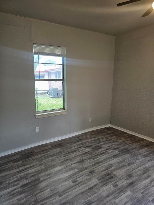 8010 Miley St, Houston, TX 77028 - photo 5
