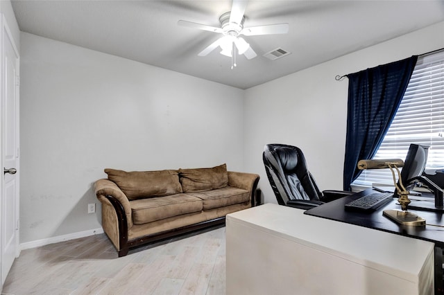 12610 Pirate Bend Dr, La Marque, TX 77568 - photo 10