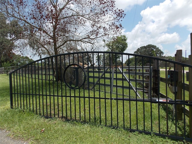637 County Road 728b, Sweeny, TX 77480 - photo 2