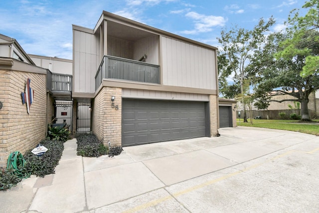 880 Tully Rd Unit 58, Houston, TX 77079 - photo 2