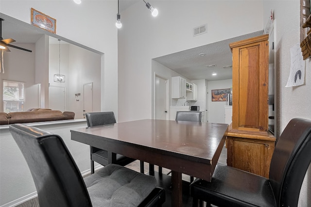 13614 Alon Ln, Houston, TX 77014 - photo 11